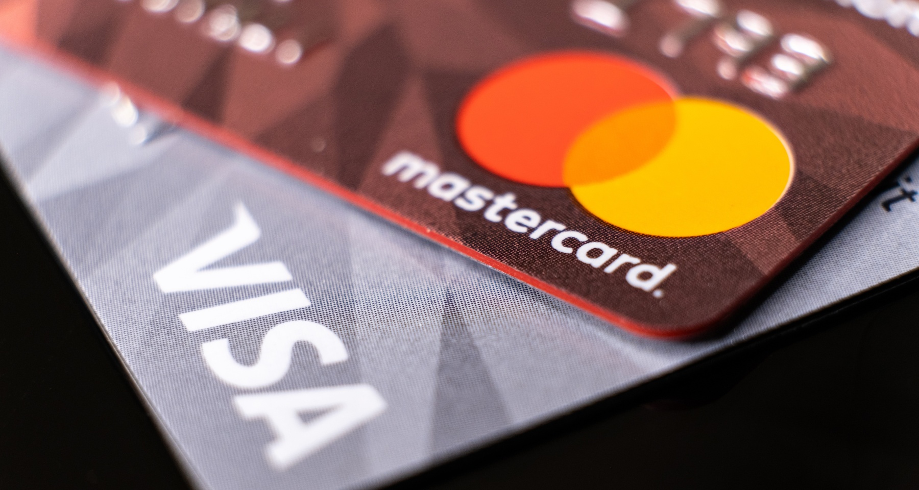 Проблемы с картами Visa и Mastercard в 2025 году: что говорят эксперты